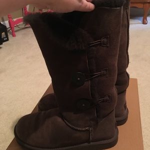 Authentic UGG Bailey Button Boots